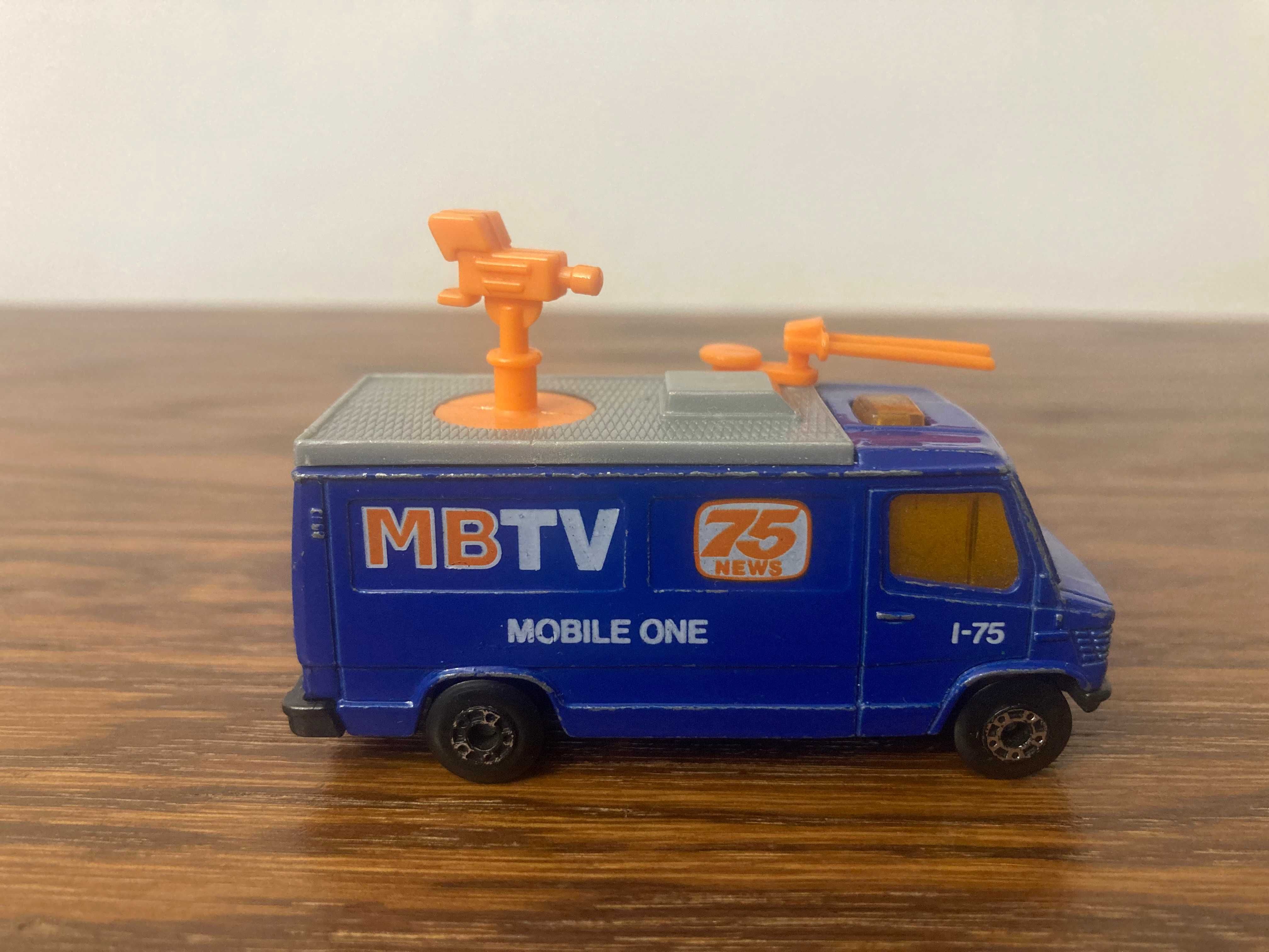 matchbox mercedes tv news truck wóz transmisyjny TV