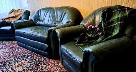 Skórzana Sofa + 2 fotele używana w bardzo dobrym stanie.TANIO