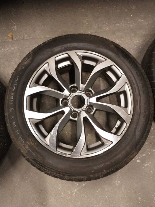 Sprzedam felgi aluminiowe z oponami letnimi