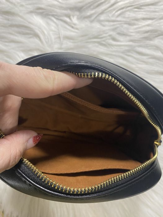 Damska nerka z paskiem