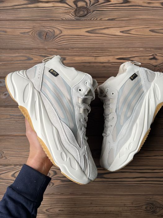 Чоловічі зимові кросівки. Дві моделі