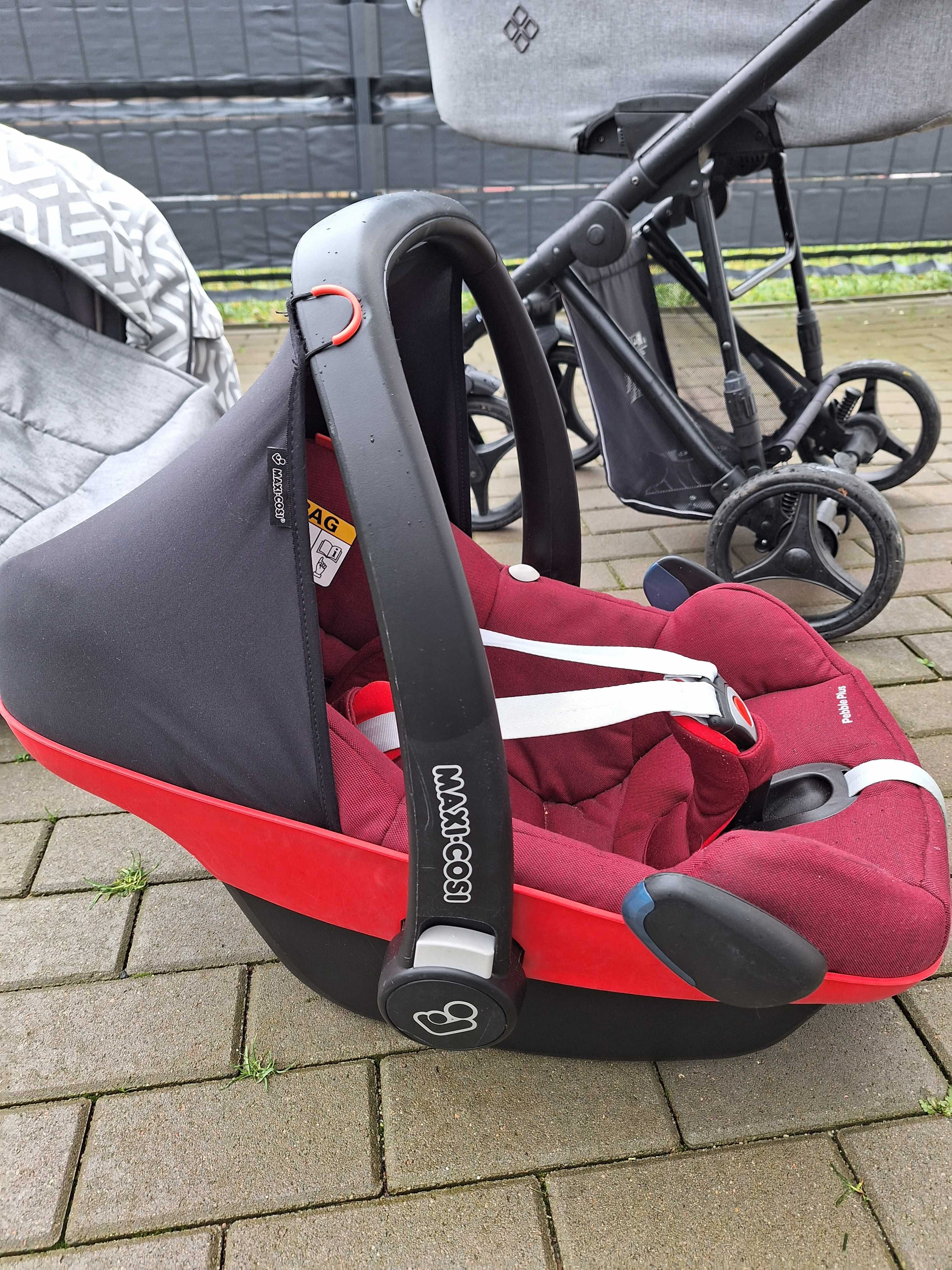 Fotelik samochodowy Maxi Cosi Pebble Plus z bazą ISOFIX do samochodu