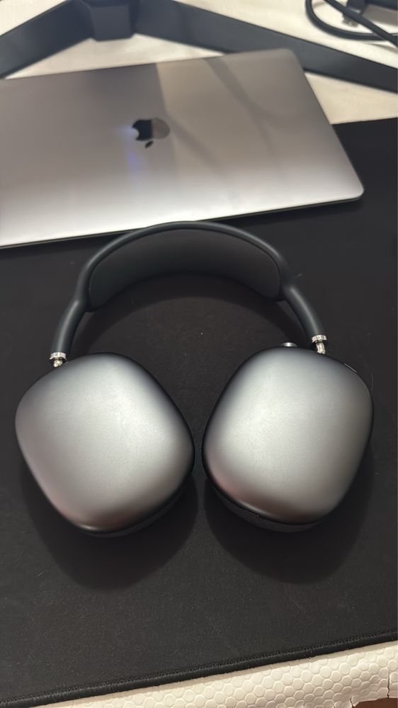 Airpods max (comprados há 1 mês atrás) c/fatura