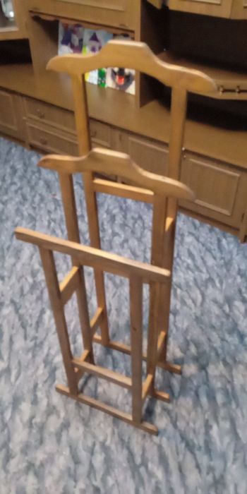 Продам напольные вешалки