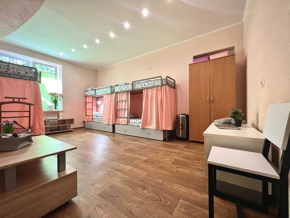 Чудесный новый хостел в Голосеевском районе . Удобный доступ .