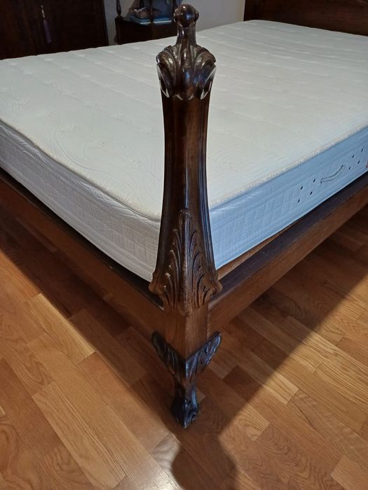 Quarto de Casal cama e 2 mesinhas de Cabeceira Luis XV