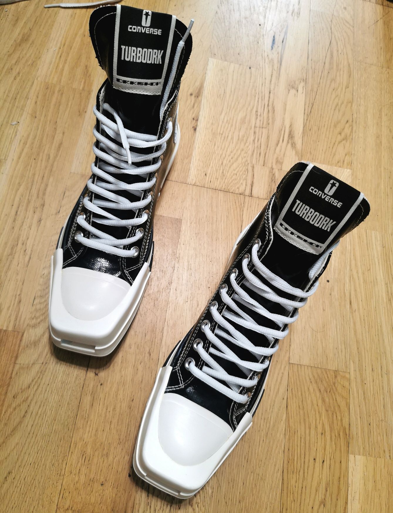 Converse ideoloooo