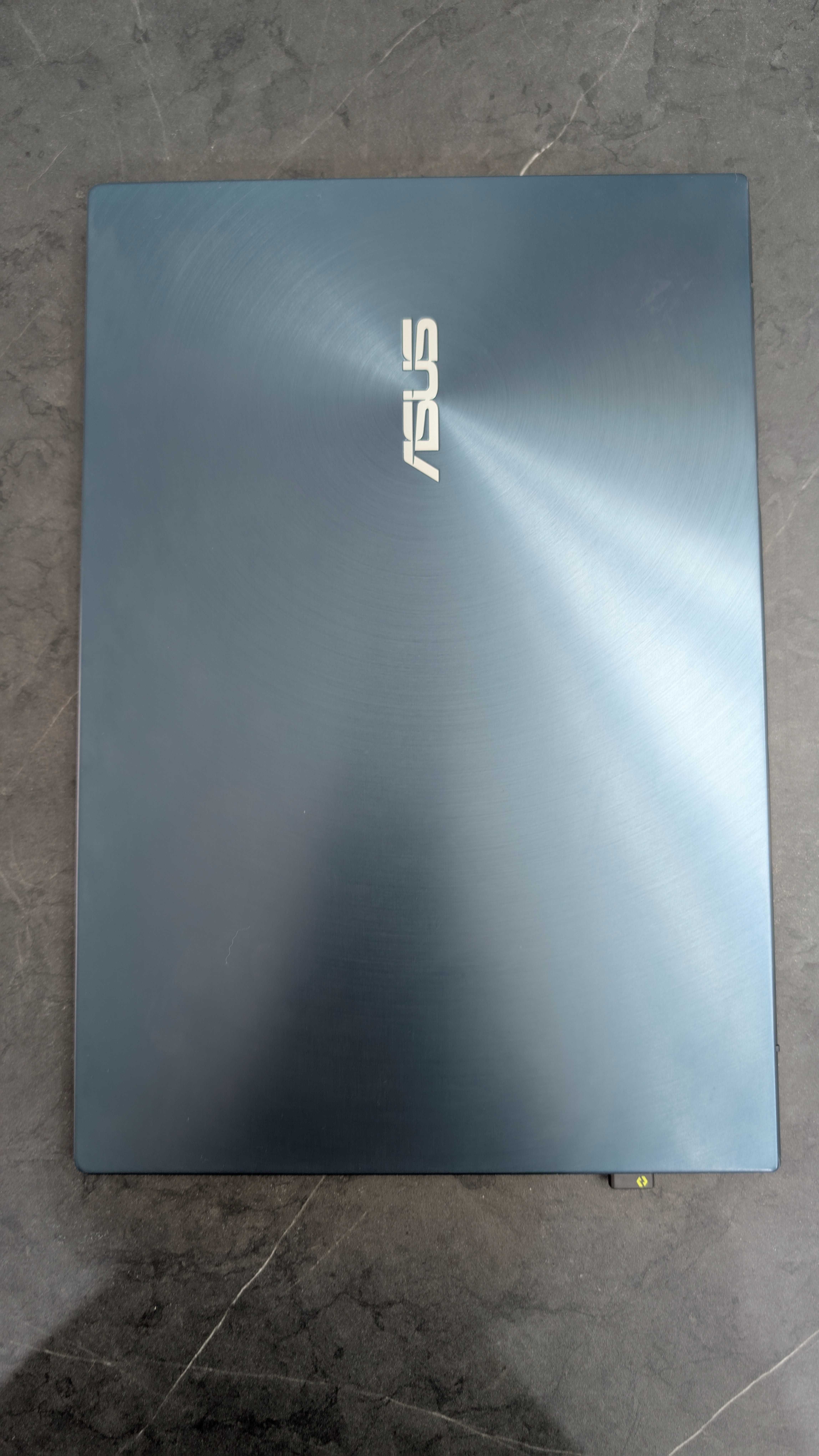Ноутбук Asus Zenbook Duo 14 UX482EG Core i7-1195G7/16GB/1TB