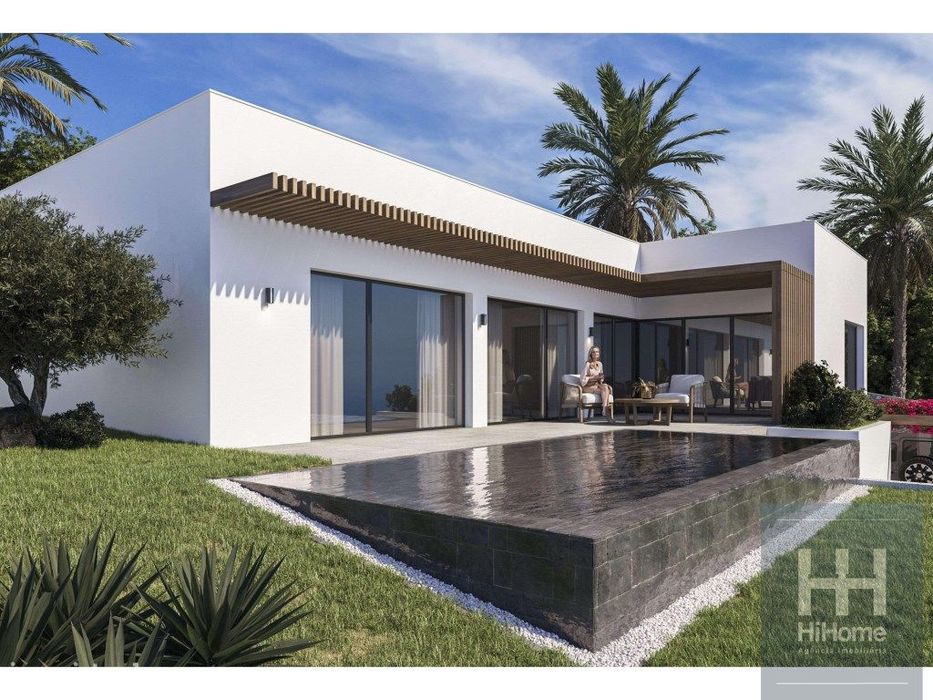 Moradia T3 Térrea com piscina | Prazeres, Calheta