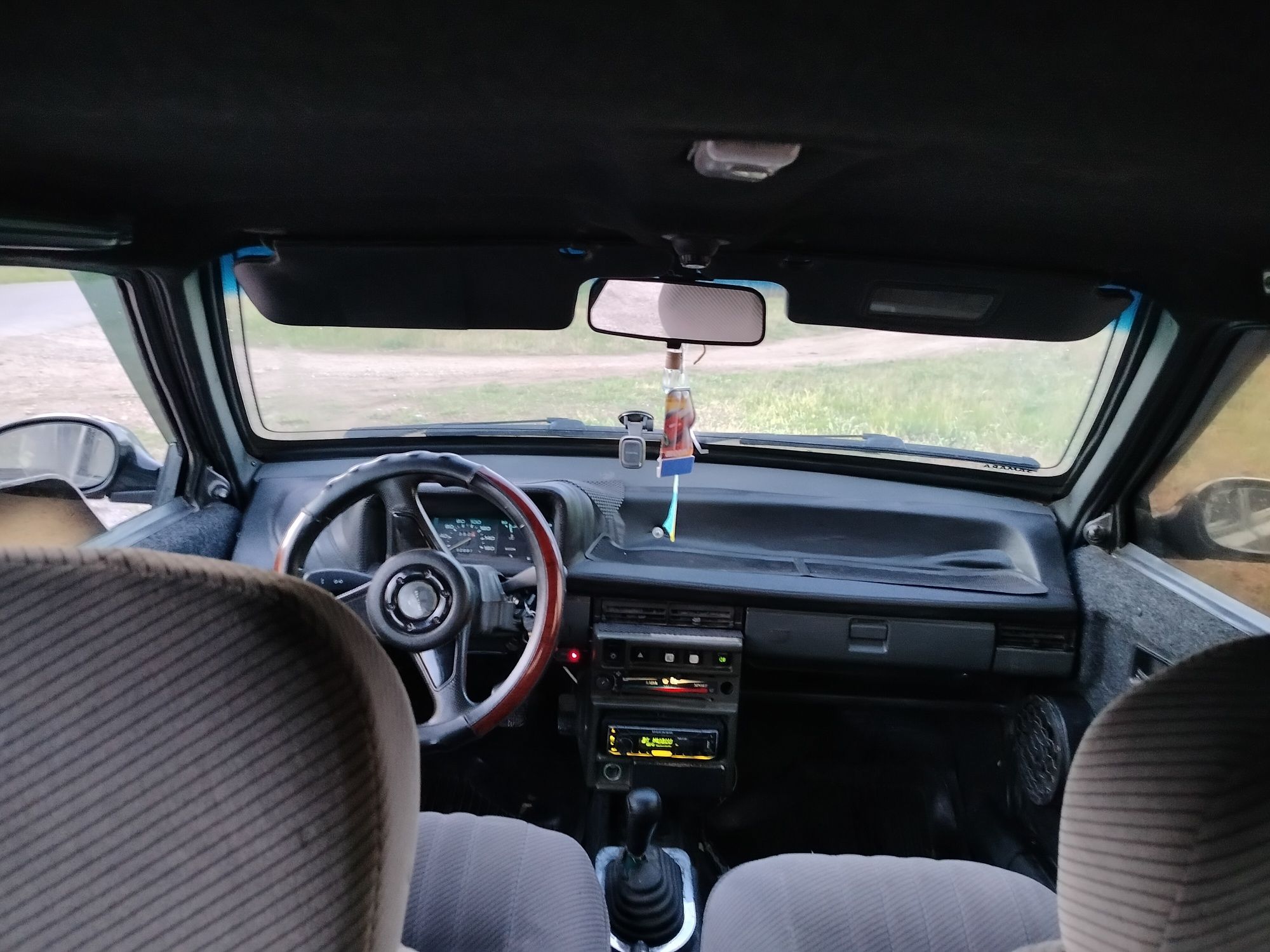 Авто на повному ходу