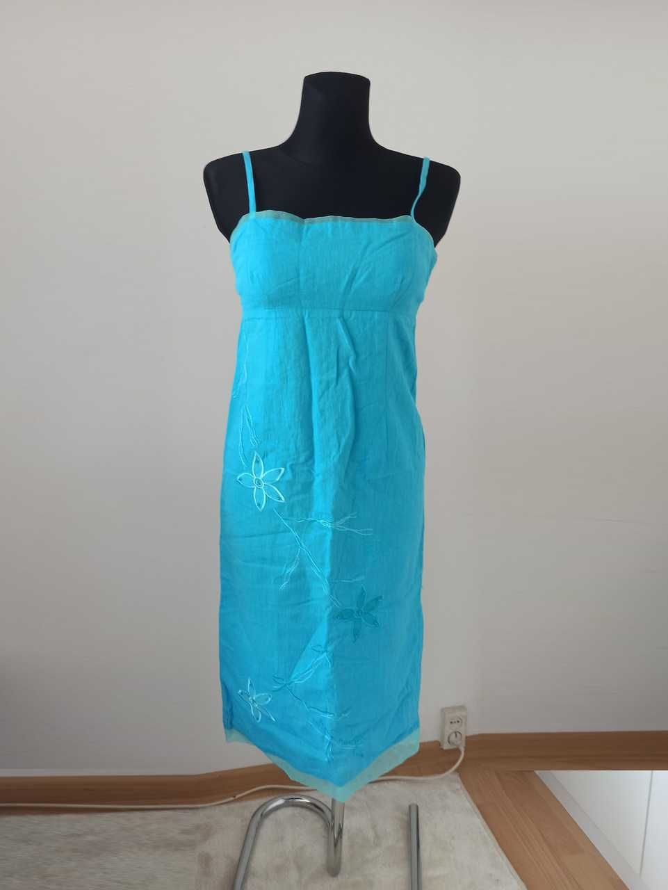 Błękitna sukienka lniana letnia, haft 38