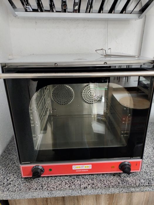 Меблі для кав'ярні,та все що потрібно...