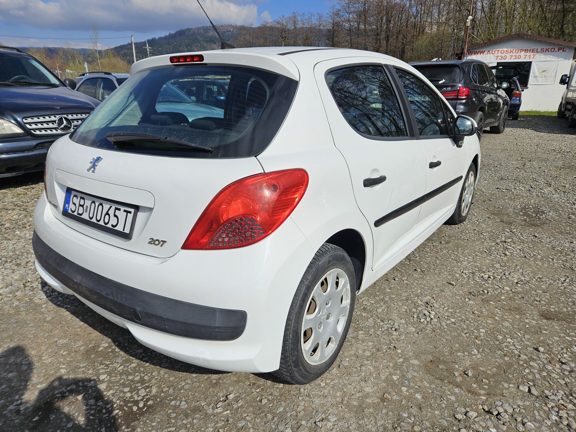 Peugeot 207 1.4 Benzyna Klima 4 drzwi