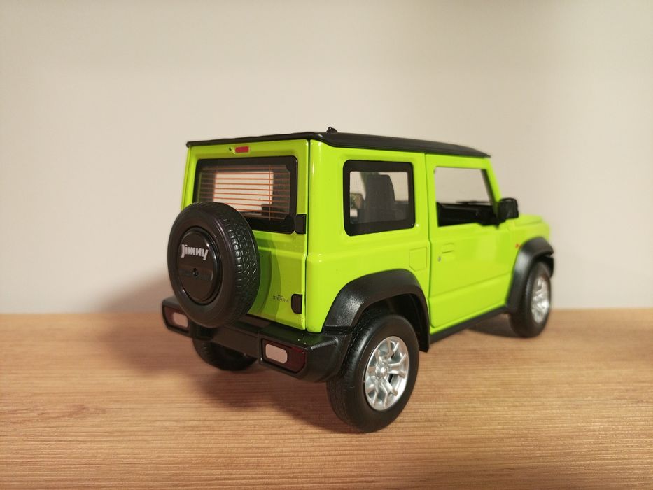 Model 1:18 Suzuki Jimny Nowy