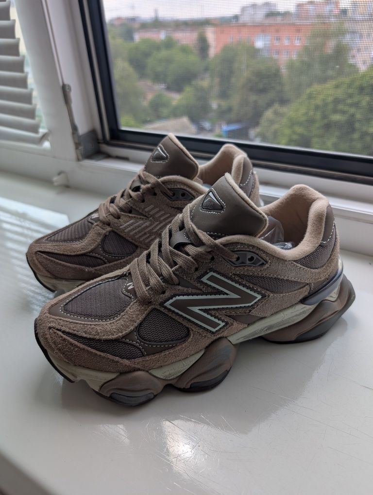 Нові жіночі New Balance 9060 38р.