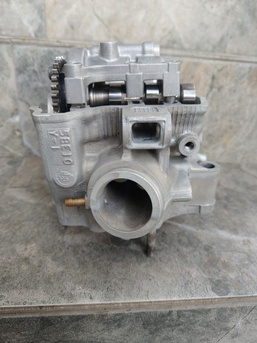 Yamaha yzf 400 głowica yzf wr 426