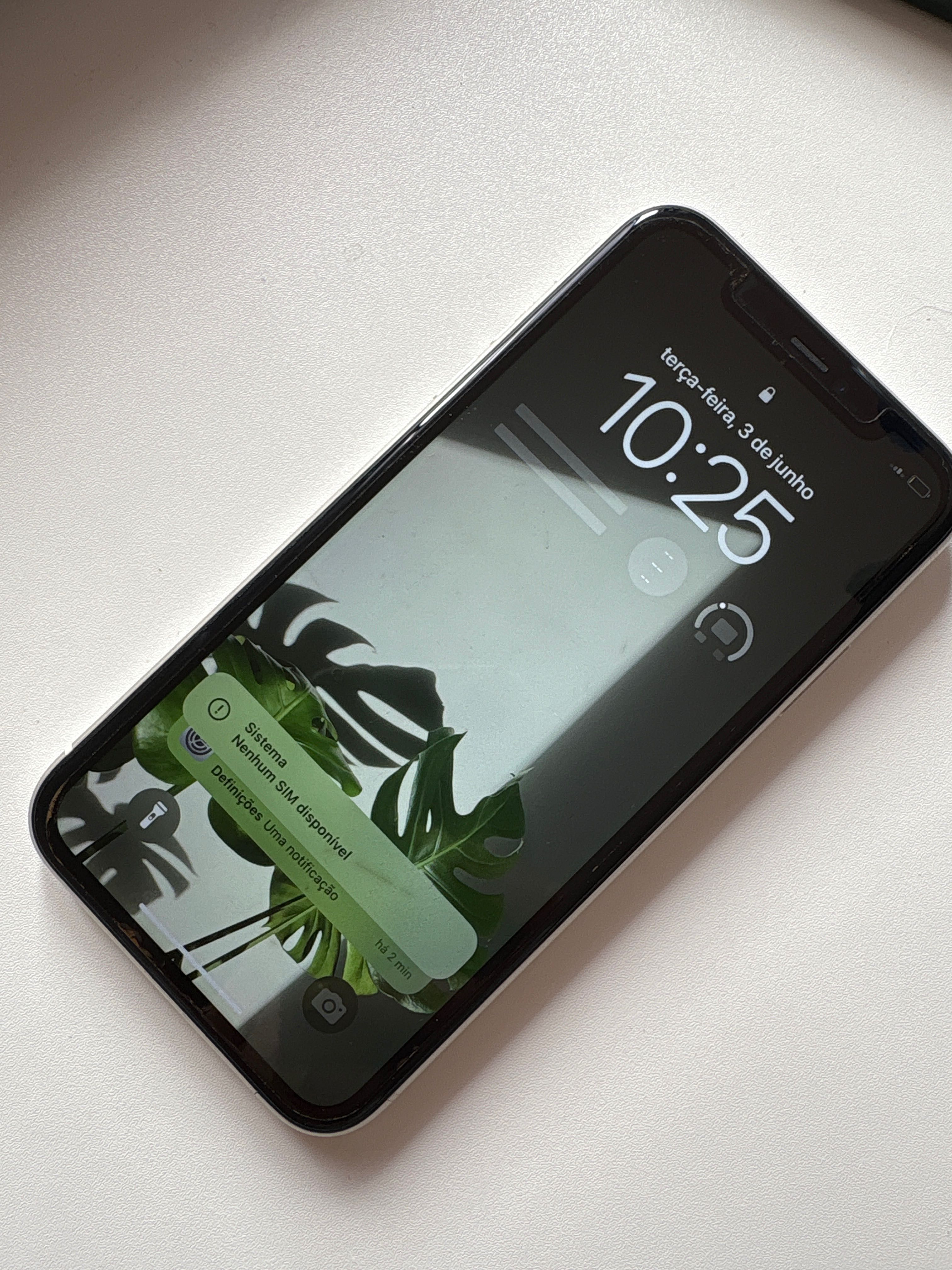 iPhone 11 Branco 64gb