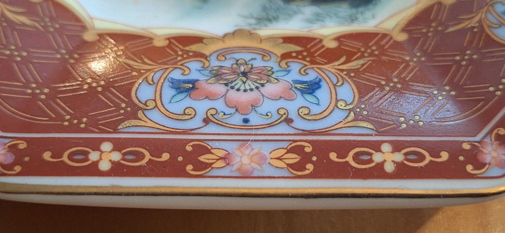 Prato Decorativo com Pavões