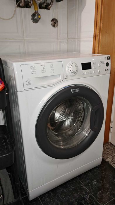 Máquina lavar roupa 7kg - Hotpoint Ariston