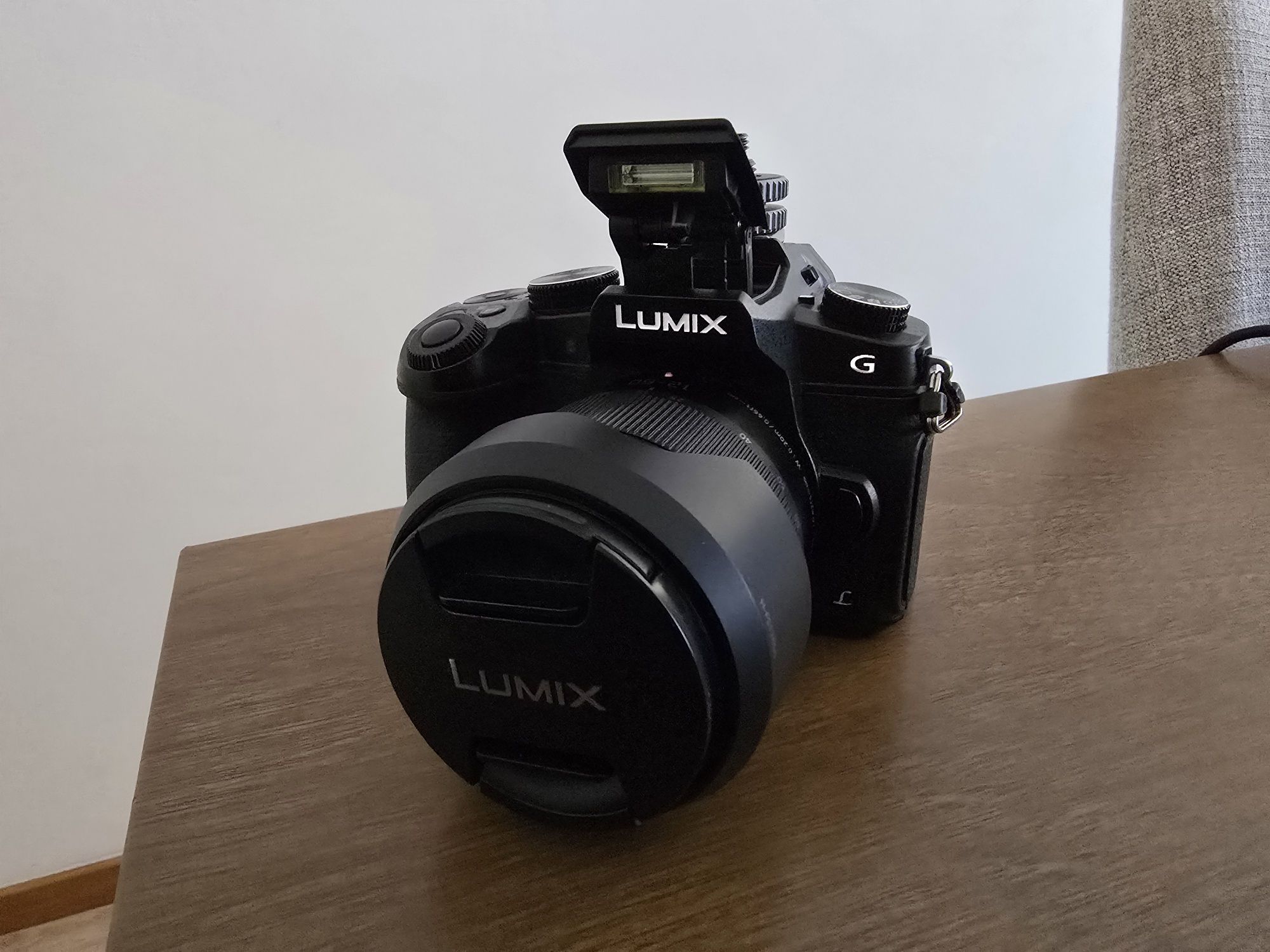 Máquina Fotográfica Panasonic Lumix DMC-G80