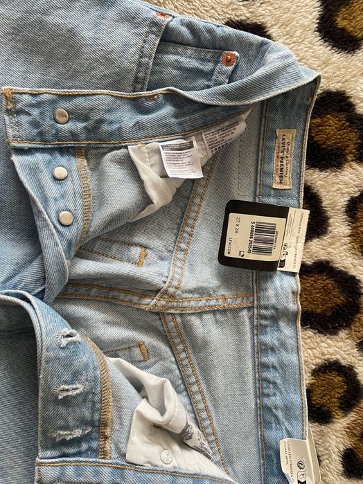 Calças Levis ganga azul claro Novas com etiqueta