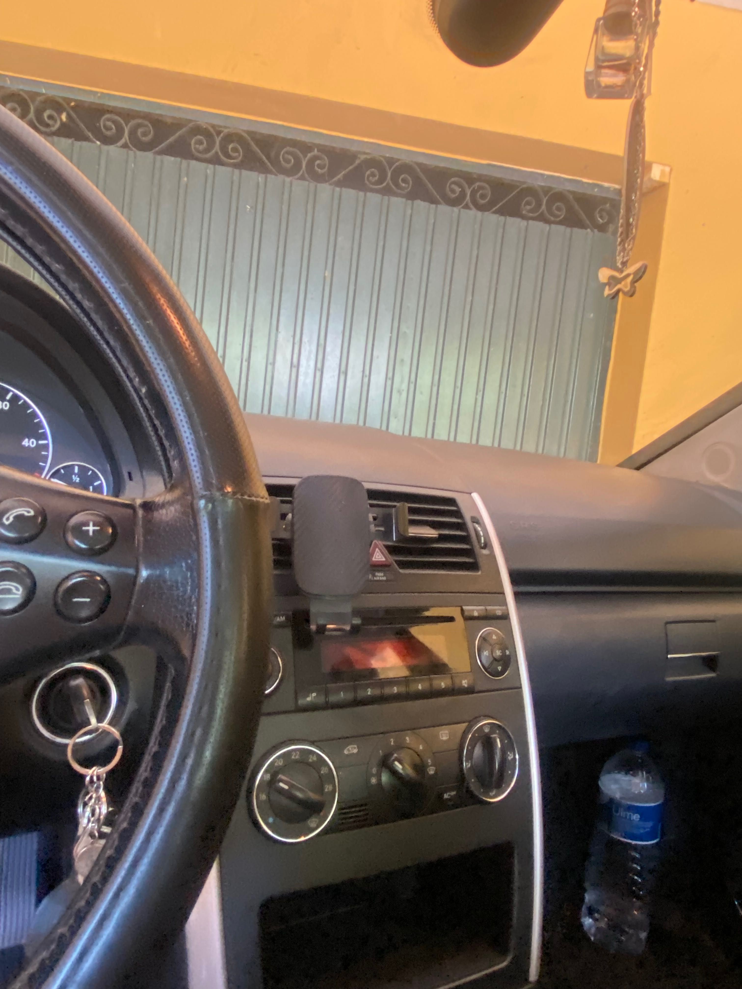Mercedes-Benz a180