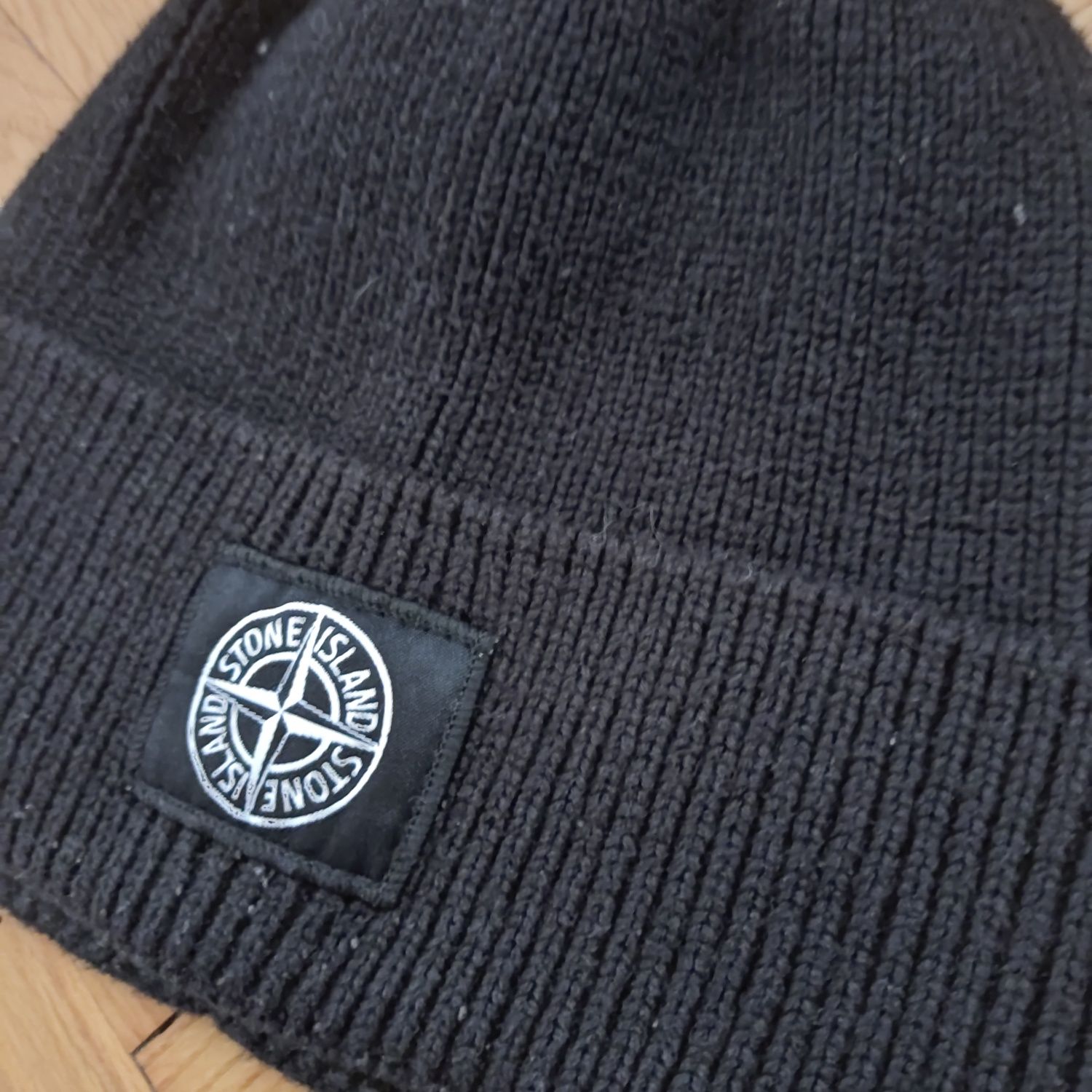 Шапка stone island