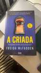 Livro A Criada de Freida McFadden
