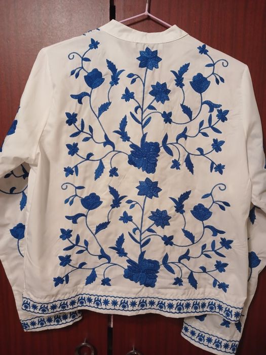 Жіноча вышиванка-жакет,розмір S