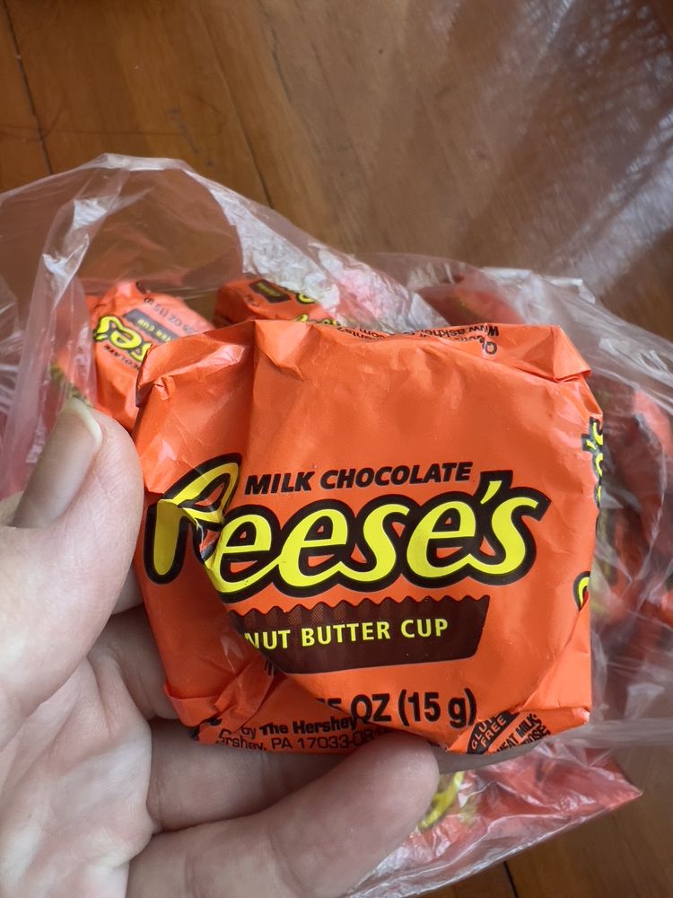 Цукерки із США. Reese’s. Солона арахісова паста.