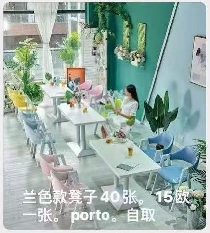 Conjunto de Mesas e Cadeiras Novas – Ideal para Cafés e Restaura