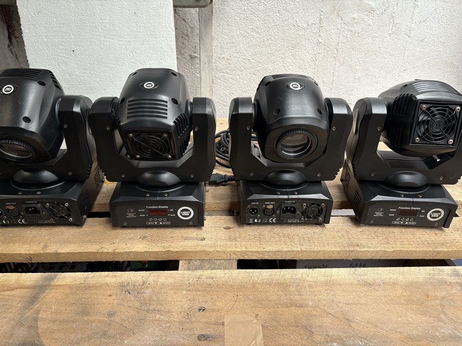 Ruchome glowy light 4 me spot 60