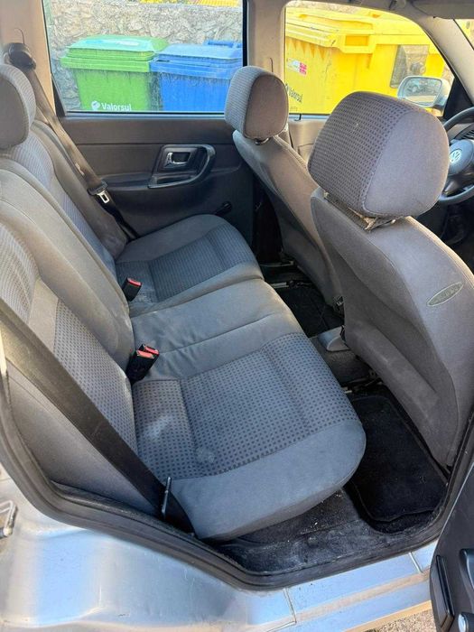 Volkswagen polo  1.4 16v