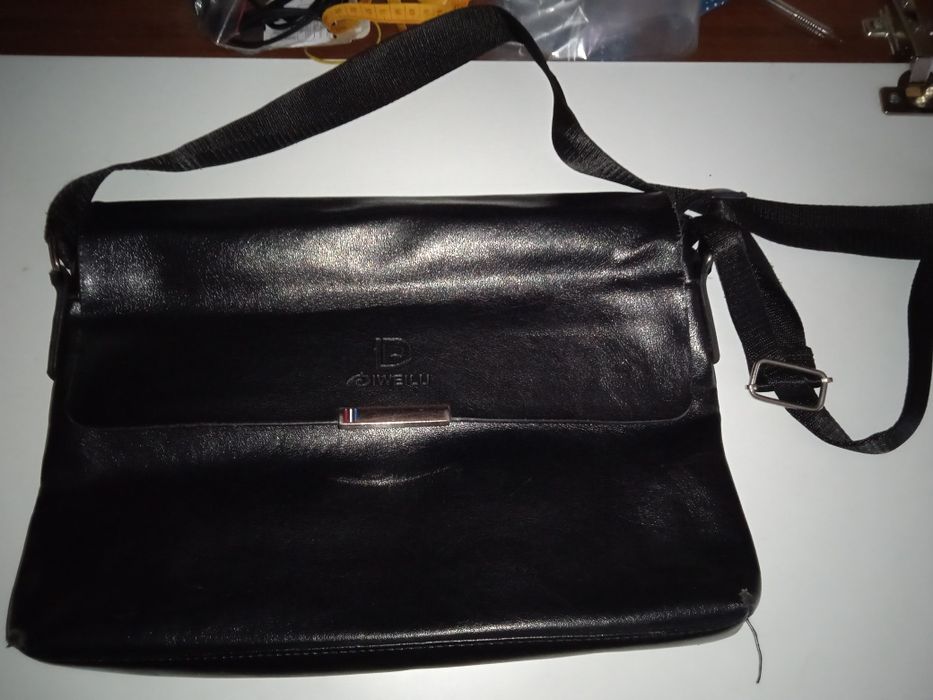 Барсетка чоловіча екошкіра чорна