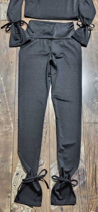 Czarny komplet damski top bluzka legginsy wiązania wysoki stan S M