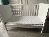Łóżeczko dziecięce SUNDVIK (Ikea) 120x60cm, białe