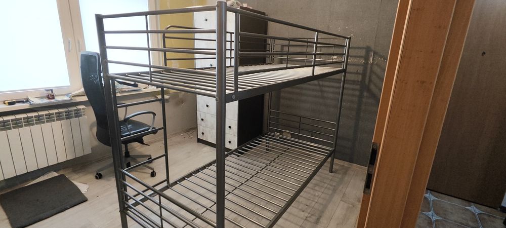 Łóżko piętrowe Jysk