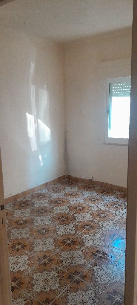 Casa T2 em Caneças