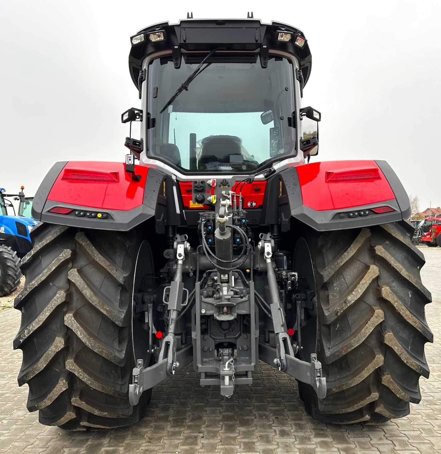 Massey Ferguson 8S.205 Dyna 7