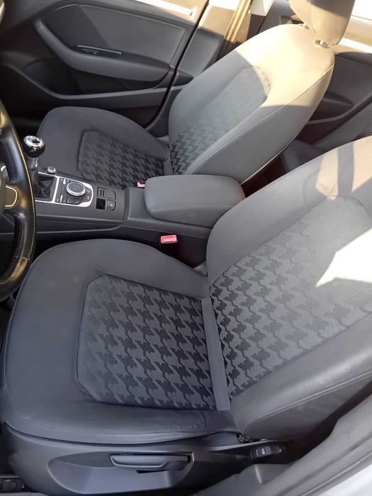 Audi A3 Limousine 1.6 TDI Attraction