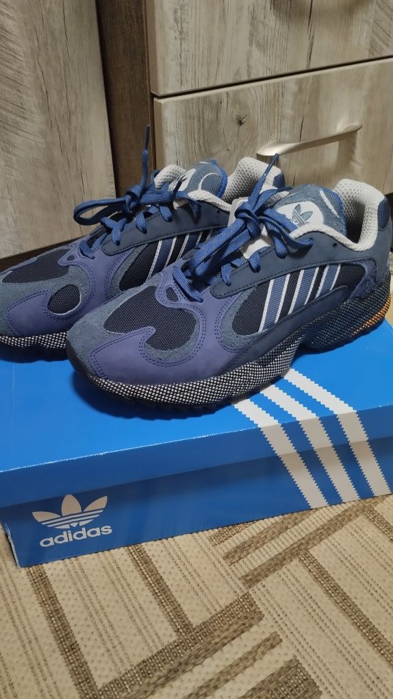 Кросівки чоловічі Adidas