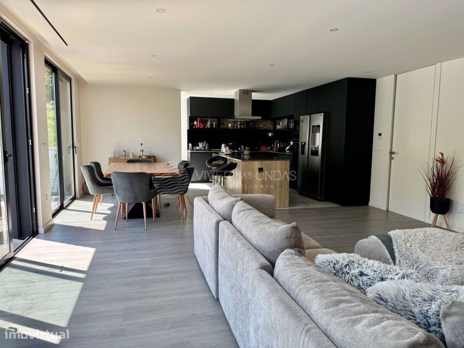 Moradia T4+1 Isolada com Piscina Palmeira, Braga