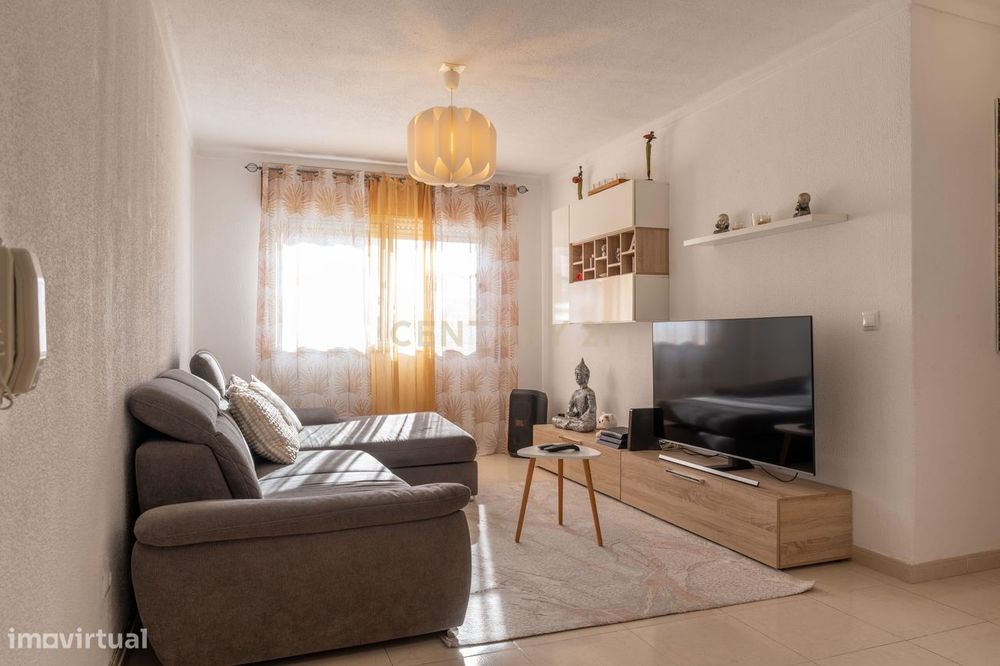 Apartamento T2 na zona da Praça de Portugal | Rua Joaquim Santos e Sil