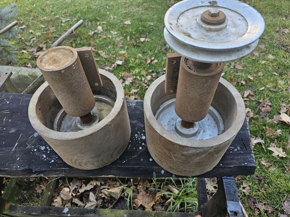 Zestaw kół do zrobienia szlifierki pasowej