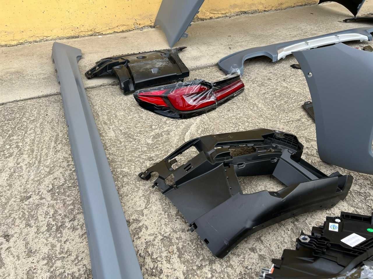 обвес bmw g30 m tech  BMW G30  M - PACK  обвіс г30 рест  бампер бмв
