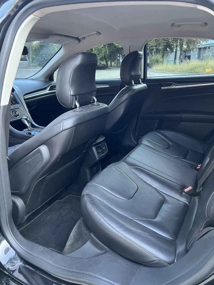 Ford Fusion TITANIUM 2013г