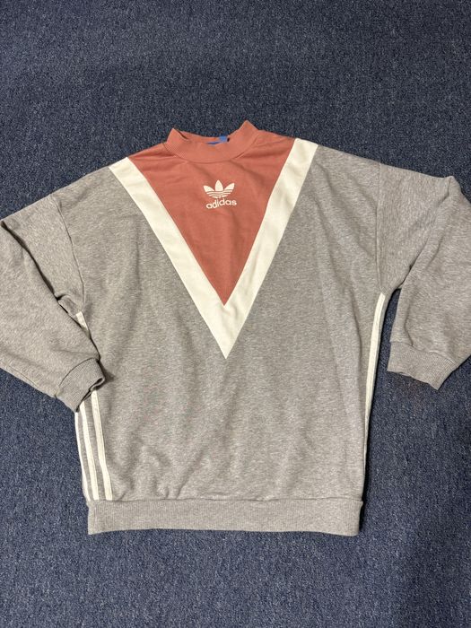 Кроп кофти, світшоти та боді