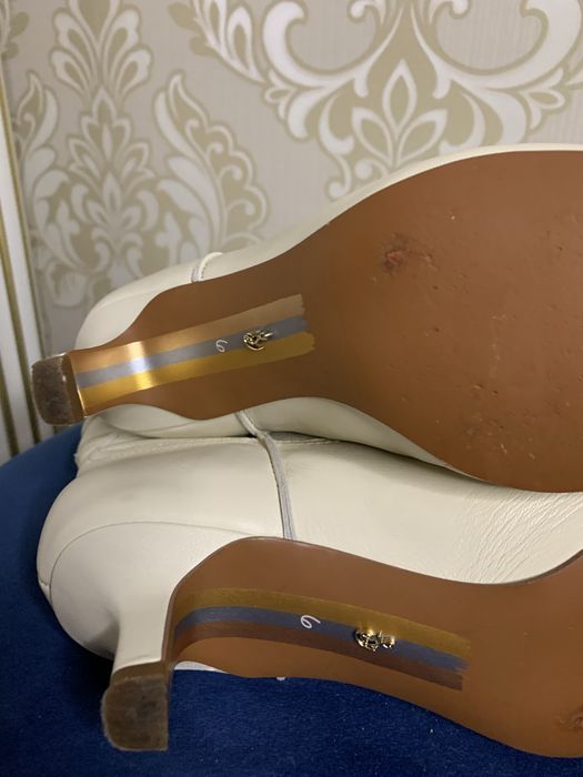 Козаки шкіряні Sam Edelman