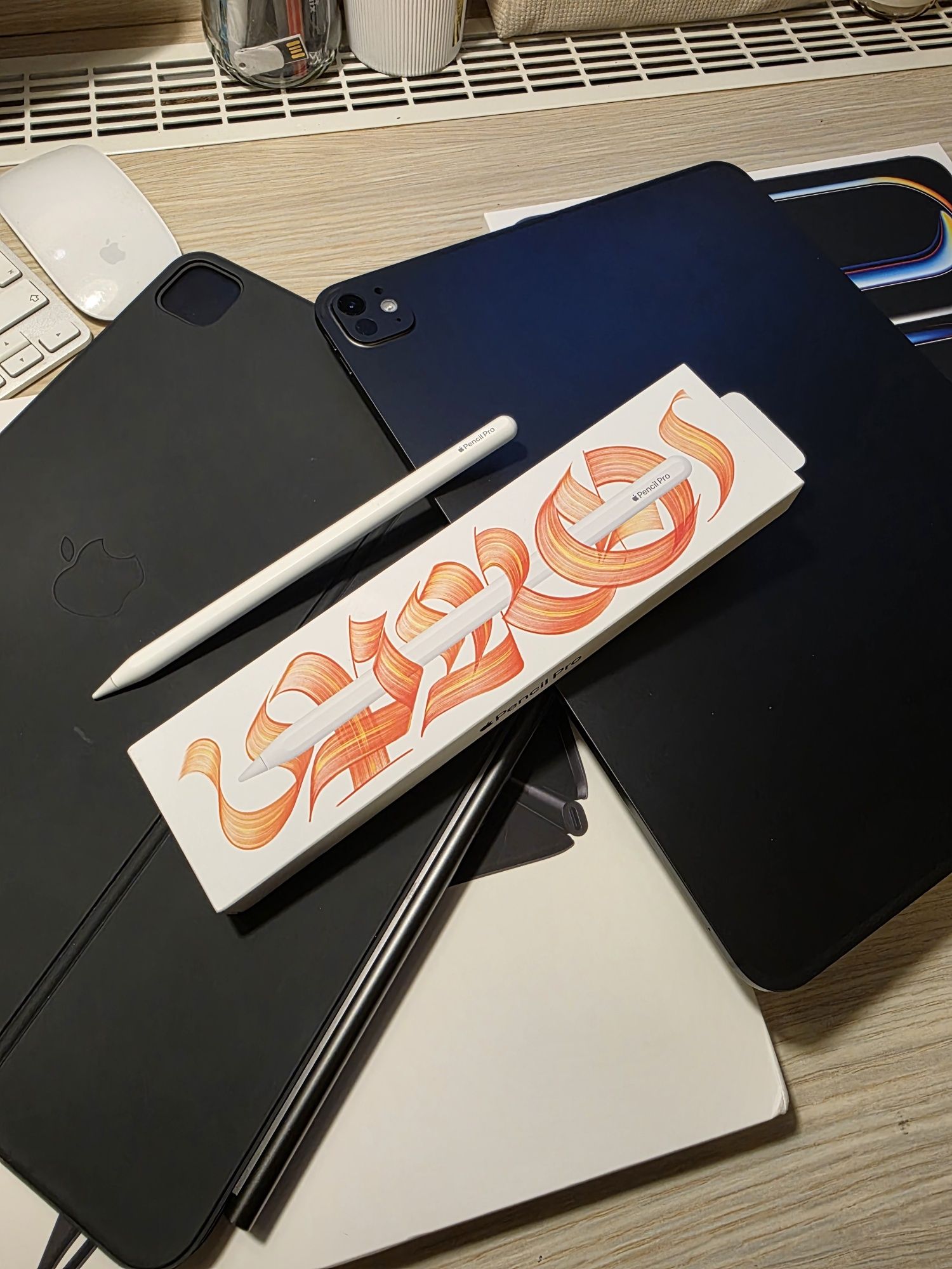 iPad Pro 13" M4 1TB + Magic Keyboard + Apple Pencil – Stan Idealny