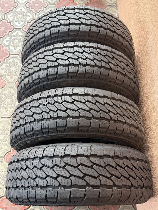 235 65 17 Bridgestone 24 год всесезонная резина как новая 235/65/17